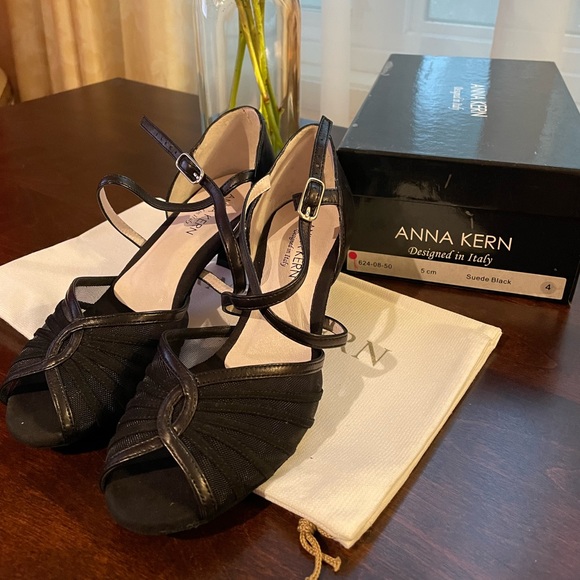 Werner Kern- Anna Kern Designer Ballroom Dance Shoes - Picture 5 of 6